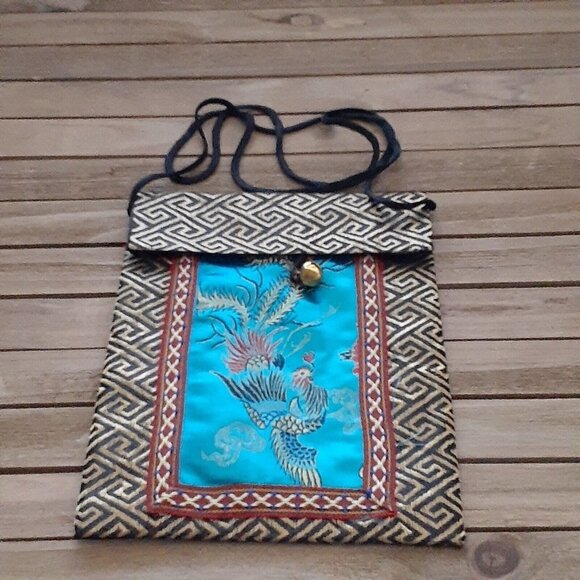 VTG Asian Envelope Cross Body Purse Bird of Paradise Brightly Colored Silk Vacay